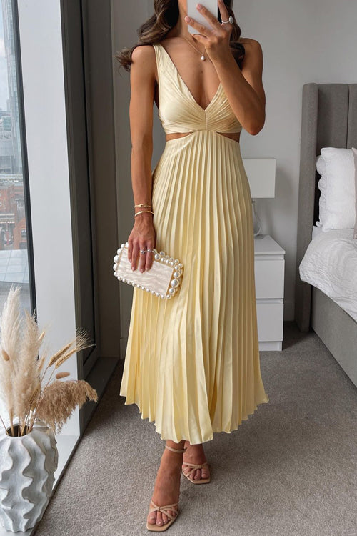 Ella | Elegant Pleated Maxi Dress