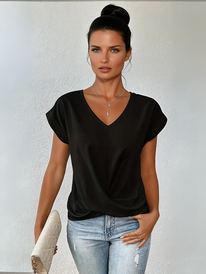 Ella - Effortlessly Chic Sweetheart Neckline Tee