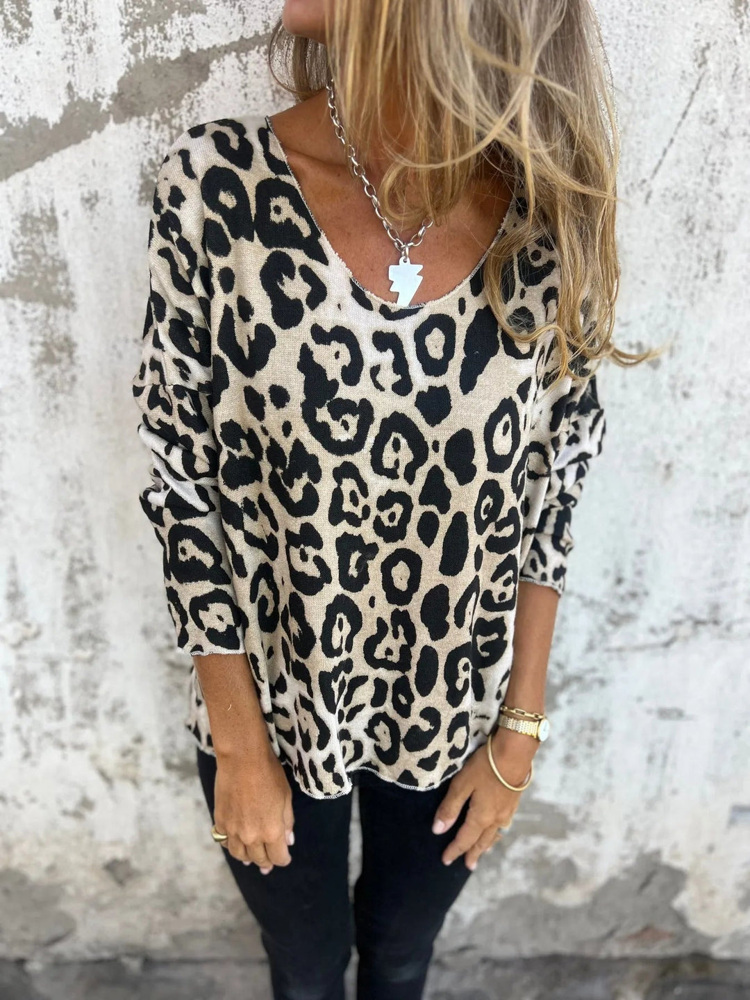 Savanna - Round Neck Leopard Print Blouse