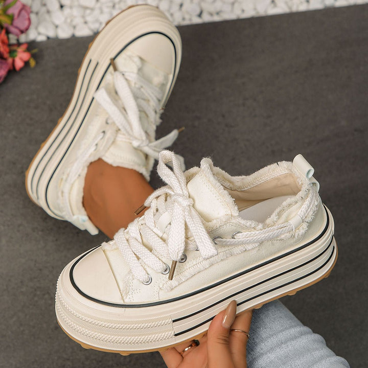 Lila | Fringed Platform Sneaker