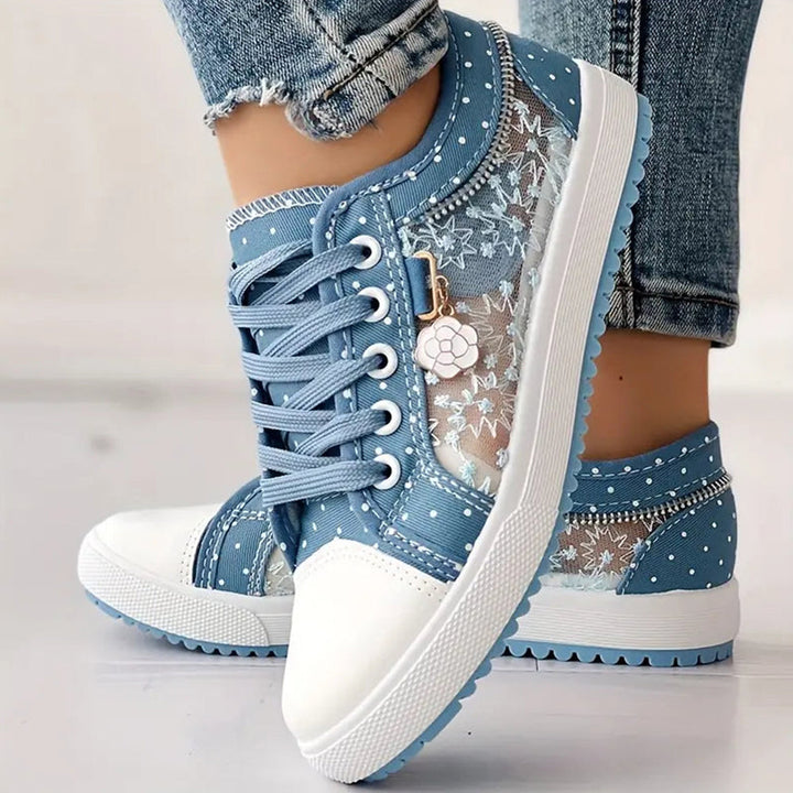 Luna - Stylish Lace-Up Sneakers