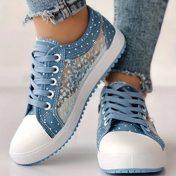 Luna - Stylish Lace-Up Sneakers