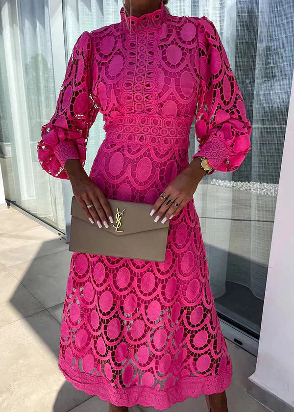 Vivienne - Flattering Maxi Dress