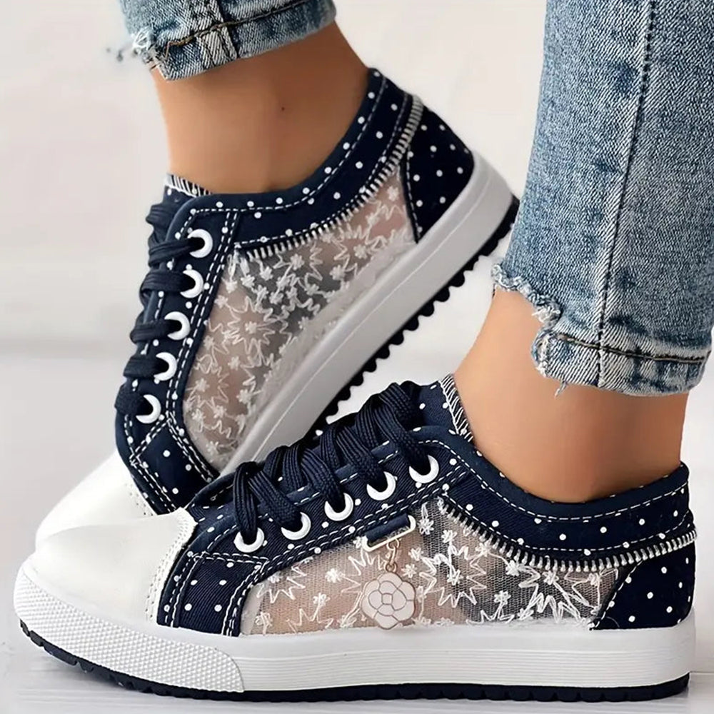 Luna - Stylish Lace-Up Sneakers